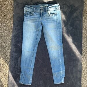American Eagle Outfitters Light Blue Skinny Jeans